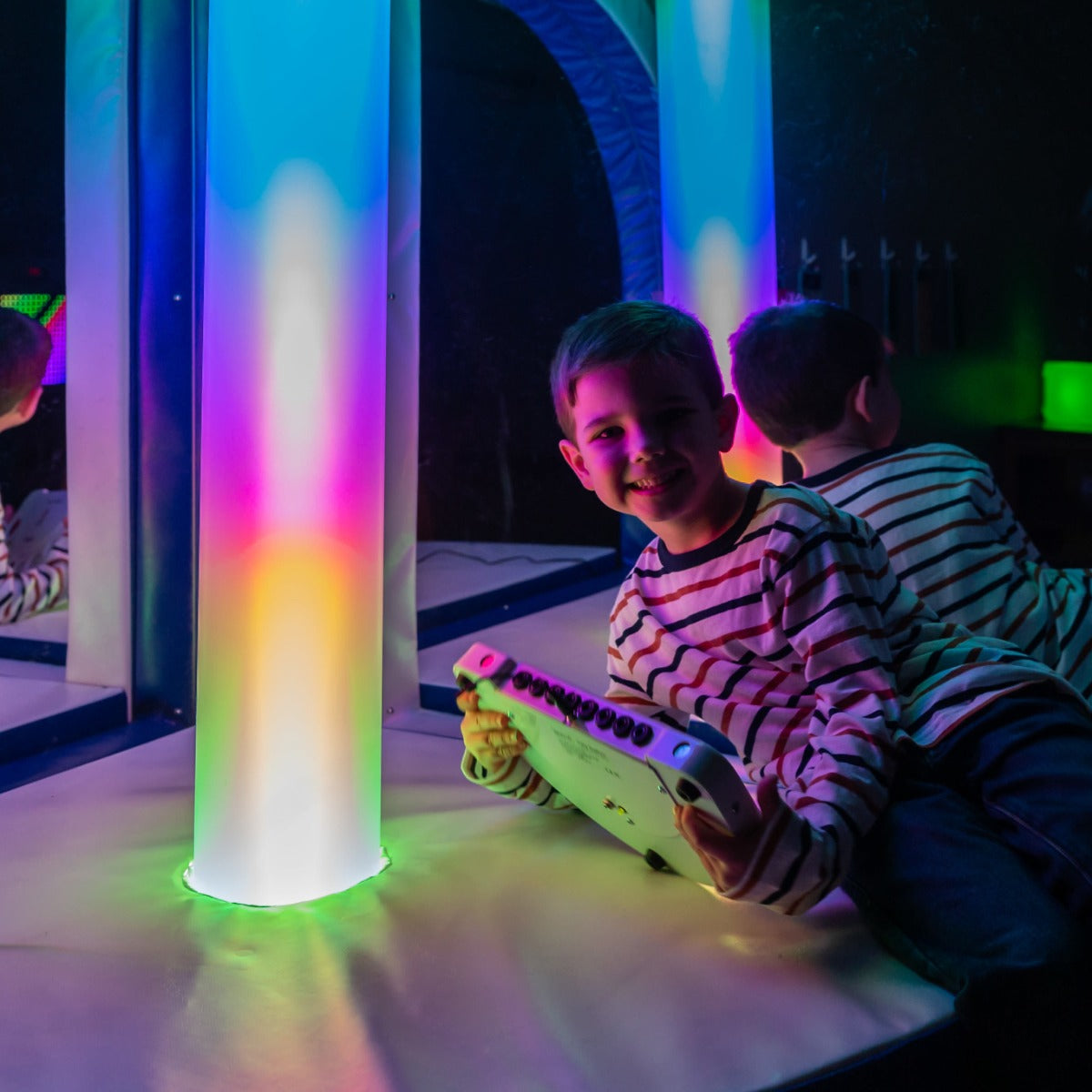 Waterless LED Color Column