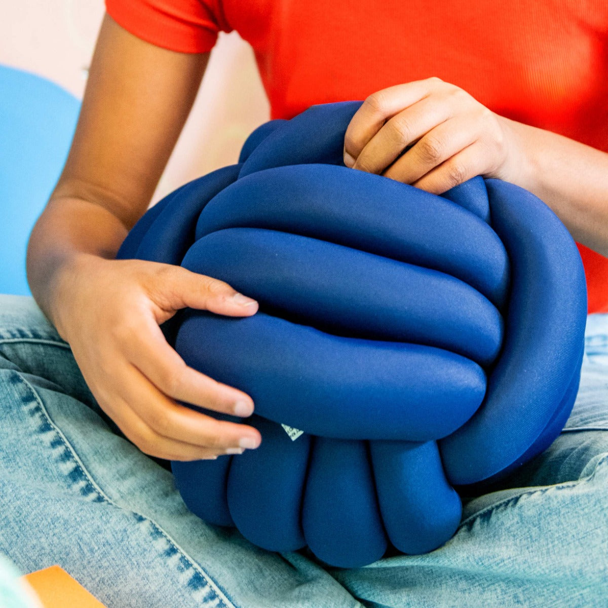 Weighted Sensory Knot Ball