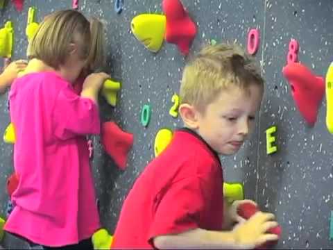 Wee Kidz Traverse Climbing Wall